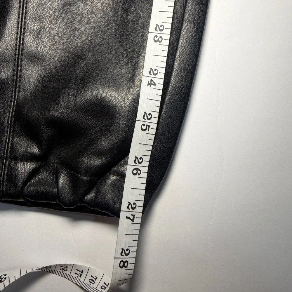 Zara Black Faux Leather Waistband Detail - Picture 6 of 6